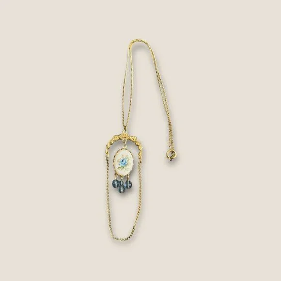 Vintage Gold Floral Porcelain Pendant Necklace With Blue Beads & Chain Accents - Picture 3 of 5